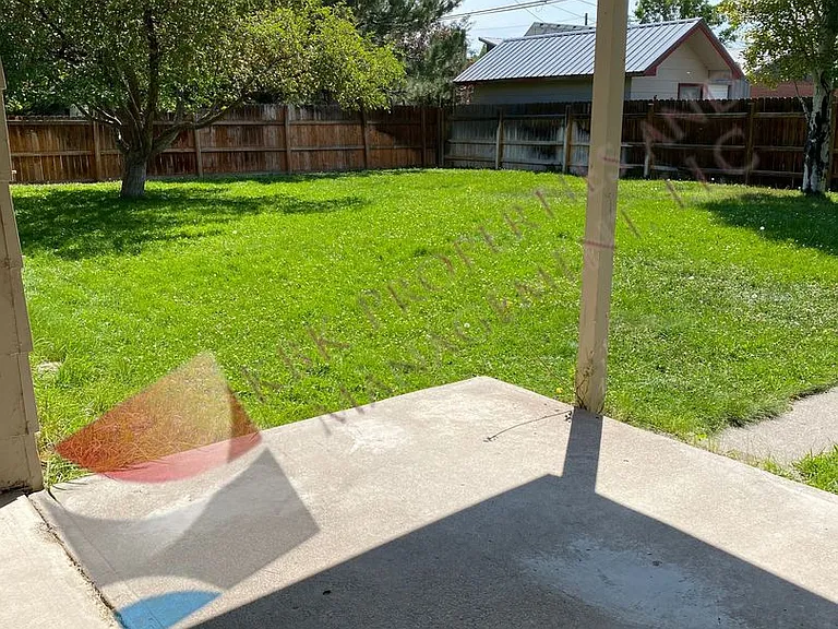 711 Murphy Dr — Photo 9