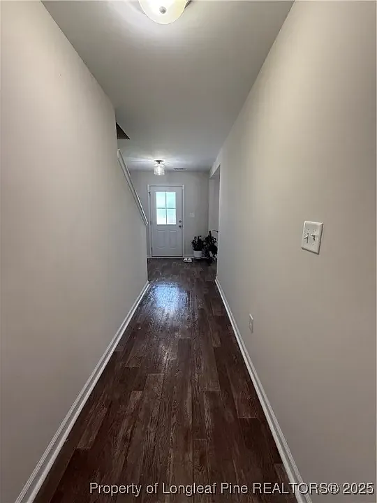 3 bed, 2.5 bath, 1817 sqft, $2,200 — Photo 3