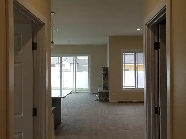 7307 Heathers Way — Photo 24
