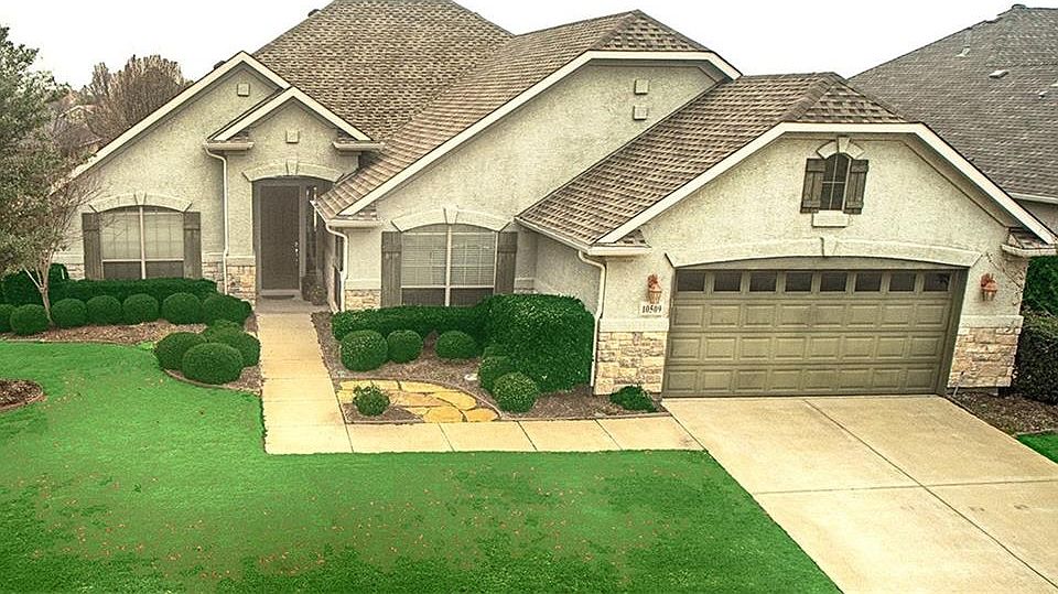 1st image of 10509 Downing Dr