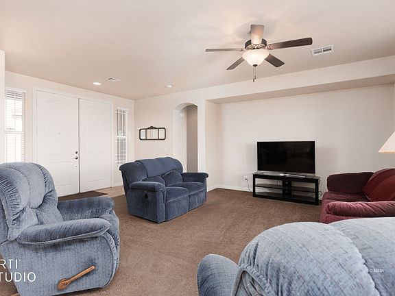 5th image of 140 Admiral Benbow Way