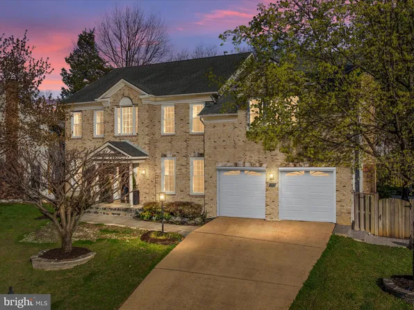 13101 Curved Iron Rd, Herndon, VA 20171