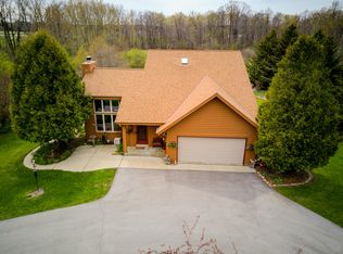 N116W13444 Elm Ln, Germantown, WI 53022