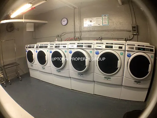 Rented by Uptown Property Group | media 22