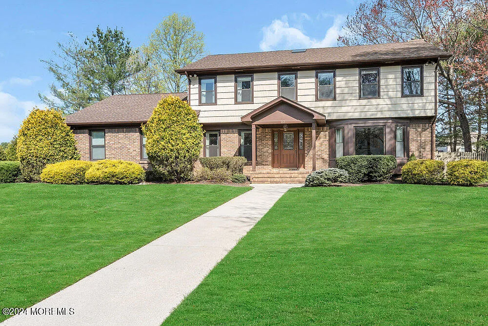 23 Tudor Drive photo 1