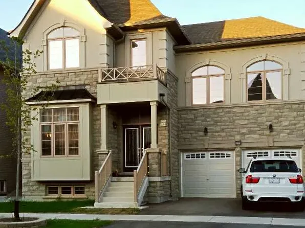 209 Kentland St, Markham, ON L6E 2E2