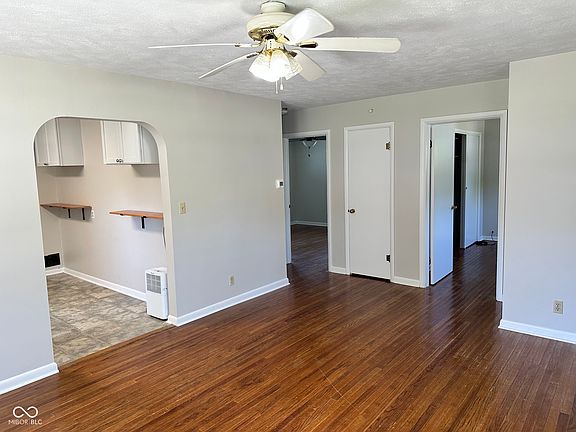 5th image of 615 E Taylor St