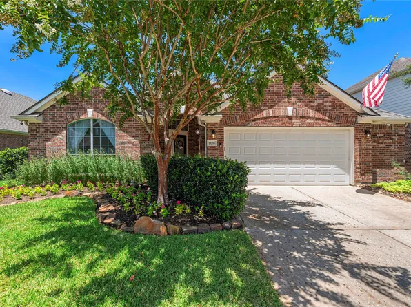 9018 Heather Springs Dr, Spring, TX 77379