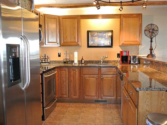 Granite & Stainless Steel