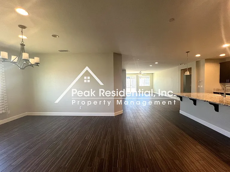 9369 Sierra Creek Dr — Photo 4