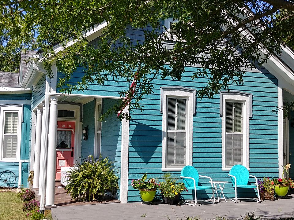 1st image of 506 S Main St