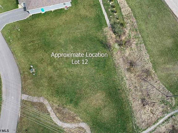 3rd image of 12 Grace Cir