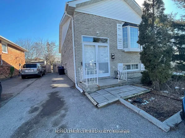 498 Daralea Hts, Mississauga, ON L5A 3H8