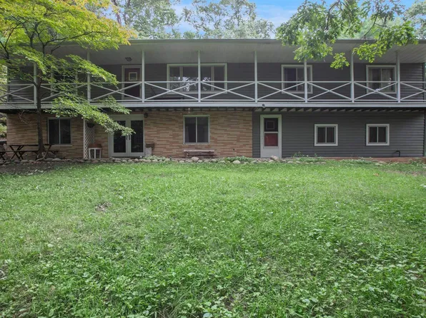 21590 Auten Rd, South Bend, IN 46628