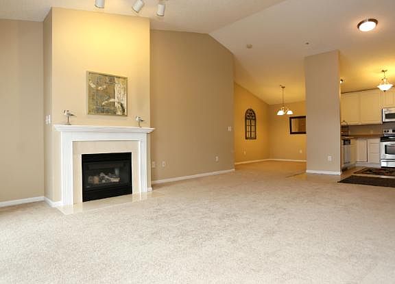 4th image of 12761 College View Dr #305