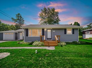 6913 W 128th Ln, Cedar Lake, IN 46303