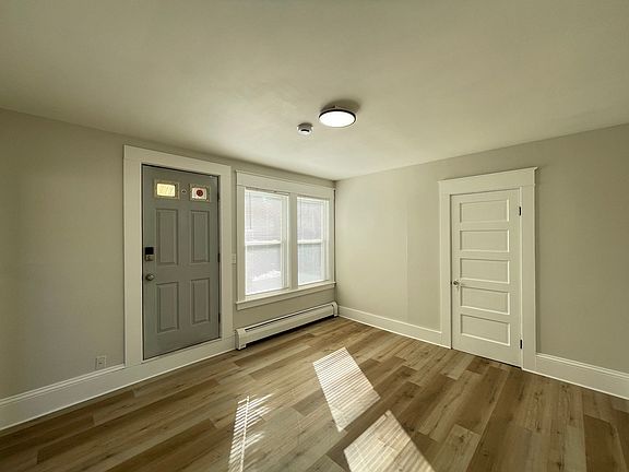 5th image of 55 Henriette St #4