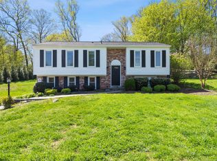 497 Tanglewood Dr, Sykesville, MD 21784