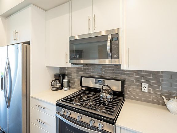 3rd image of 7300 E Earll Dr #3009