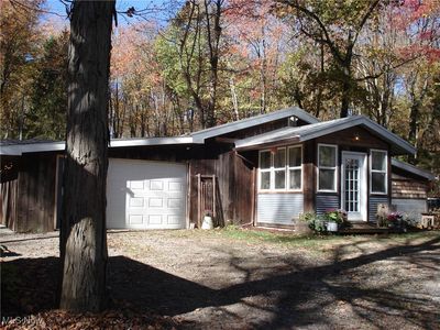 627 State Line Rd, Pierpont, OH, 44082