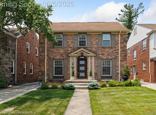 20171 Renfrew Rd, Detroit, MI 48221