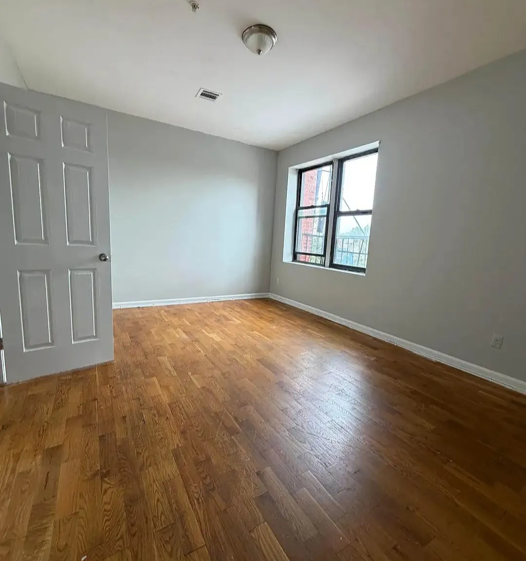 2 bed, $1,750 — Photo 4