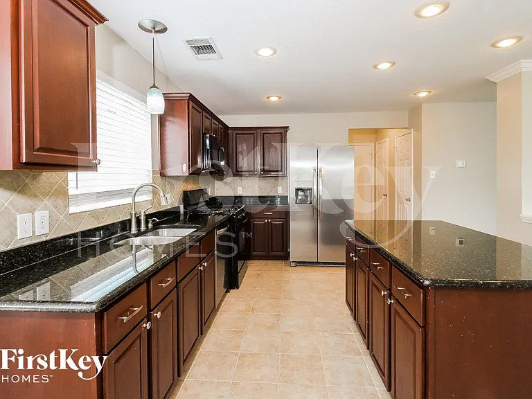 2200 Malone Dr — Photo 7
