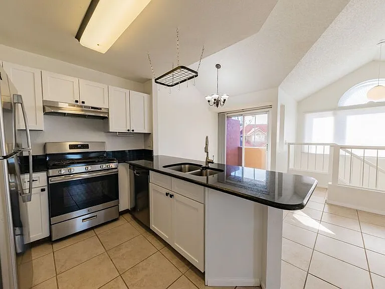 8305 Waterview Way — Photo 7