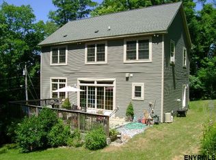 642 Old Post Rd, Ghent, NY 12075