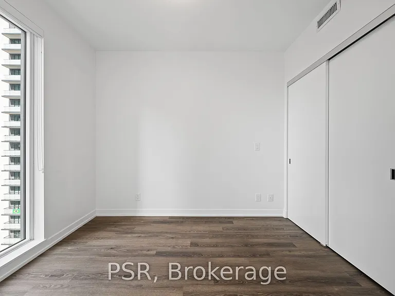 11 Ordnance St #1901 — Photo 10