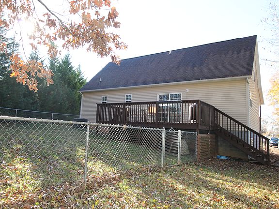 4th image of 3650 Rainey Avenue