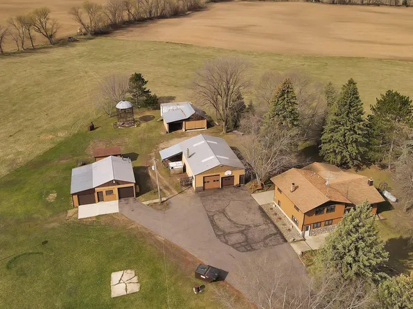 10613 Oliver Ave NW, South Haven, MN 55382