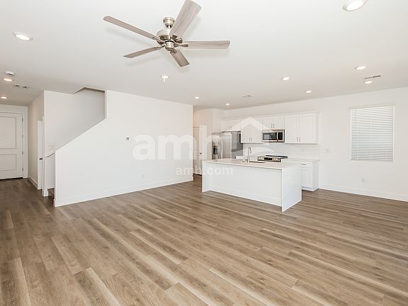 5th image of 8756 Begonia Ct