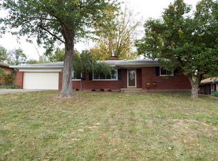 888 Locust Ln, Cincinnati, OH 45245