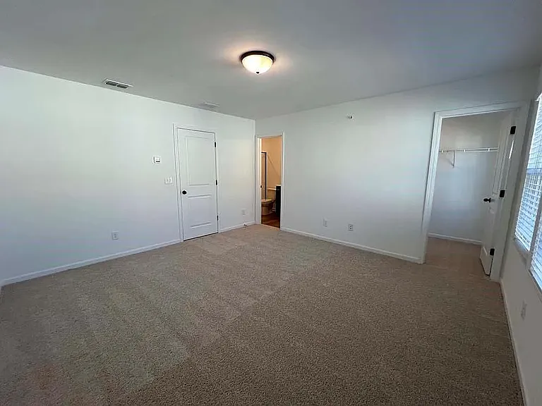 6106 Vaughnmere Way — Photo 8