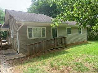 126 Jefferson Rd, West Union, SC 29696