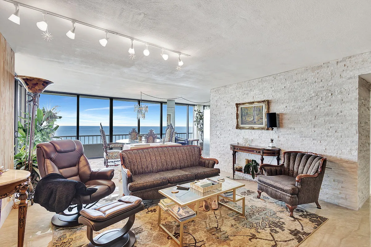 Building Photo - 5550 N Ocean Dr #21C