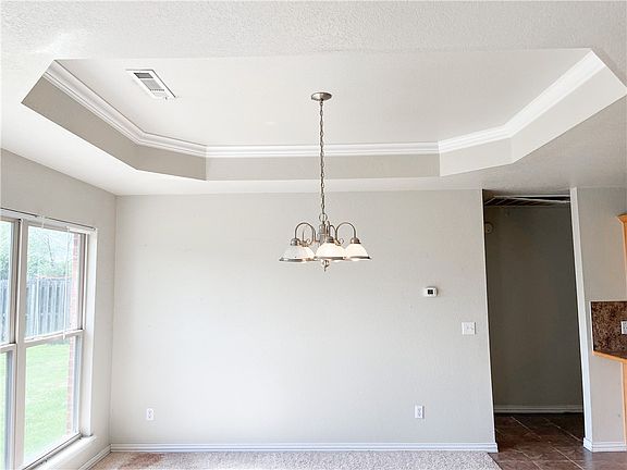 5th image of 2354 N Stonecrest Dr