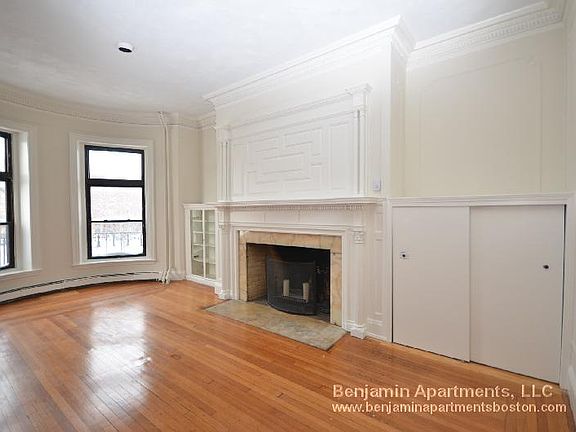 5th image of 470 Commonwealth Ave APT 2F