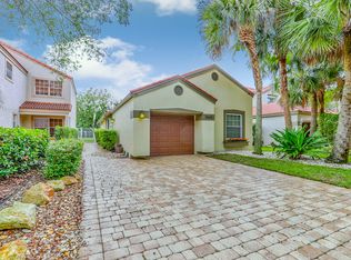 10660 NW 10th St, Plantation, FL 33322