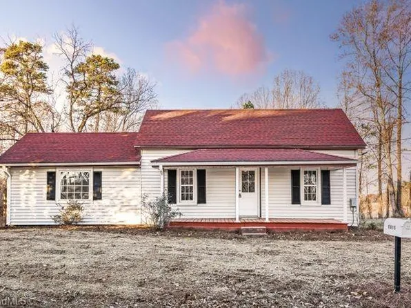 5615 Phelps Farm Rd, Clemmons, NC 27012