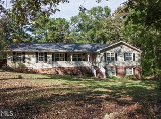 235 McCowan Cir, Rockmart, GA 30153