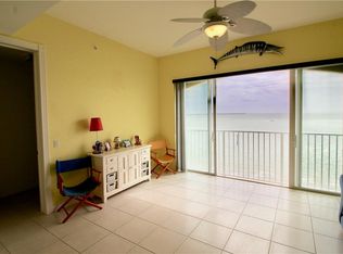30 Harbour Isle Dr E PENTHOUSE 6, Fort Pierce, FL 34949