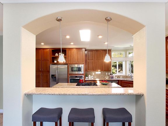 3rd image of 8 Pepperwood Way #8