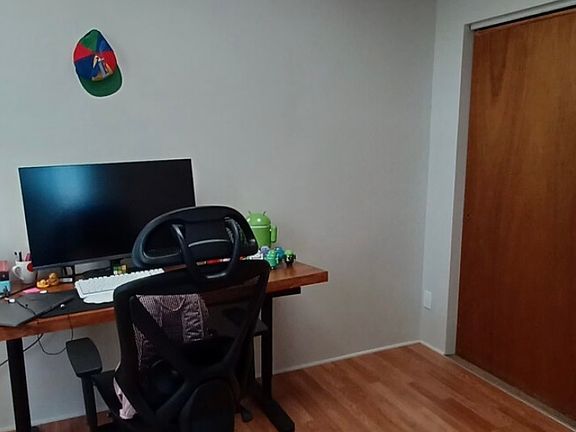 4th image of 1147 W Grand Ave #3R