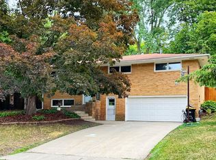 2222 5th Ave NE, Rochester, MN 55906