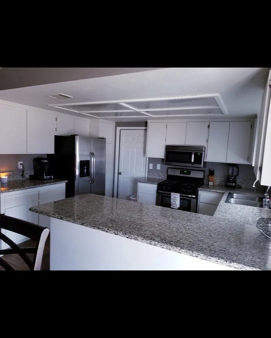 22327 Thunderbird Rd — Photo 1