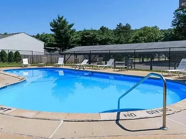 2216 Harbor View Dr, Rocky Hill, CT 06067