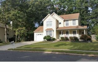 6 Adam Ct, Sicklerville, NJ 08081