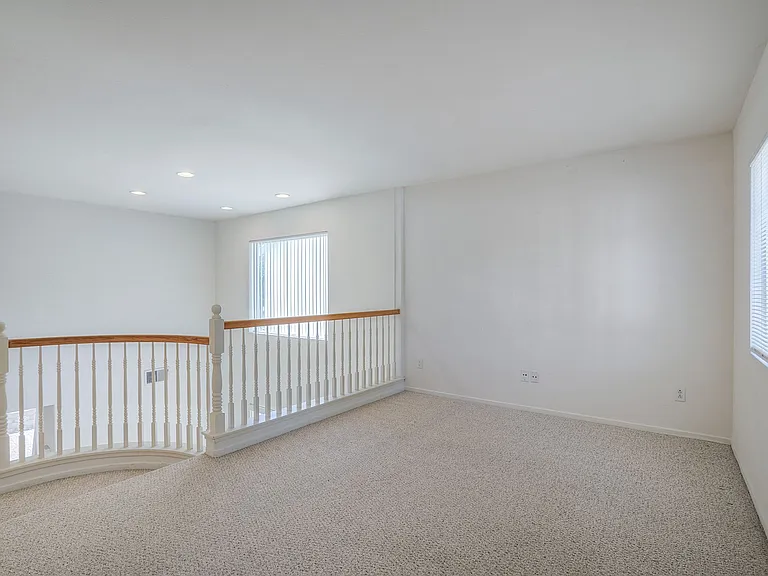 2938 W Canyon Ave W — Photo 22